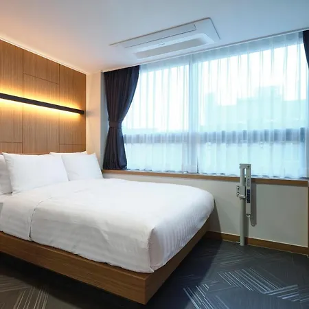 S Stay Hotel Suwon Exterior photo