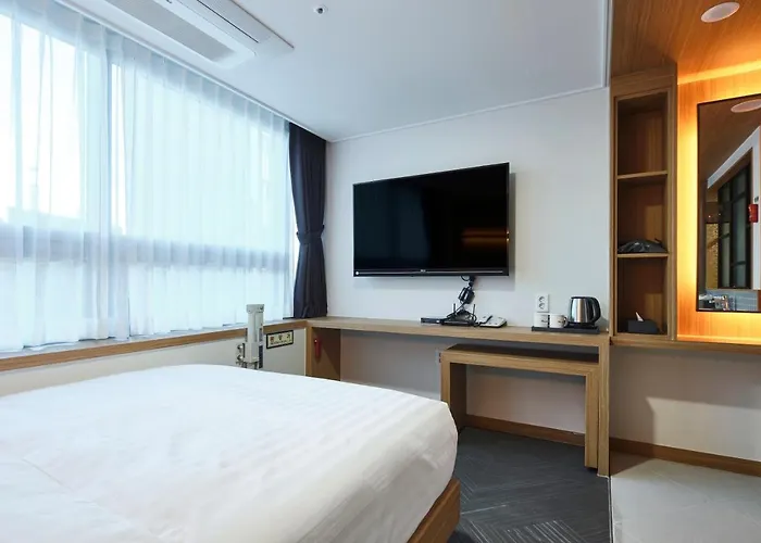 S Stay Hotel